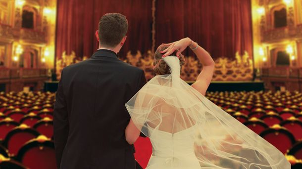 ¿Te querés casar por civil en el teatro Colón? La ciudad abrió una convocatoria para parejas