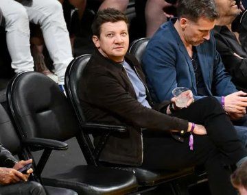 Jeremy Renner contó detalles de su accidente en el programa de Jimmy Fallon