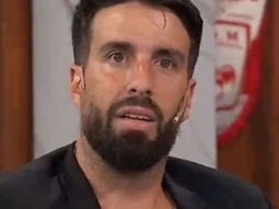 Flavio Azzaro se tuvo que ir custodiado por la Policía de Polémica en el Bar