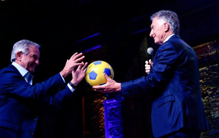 Macri contra Riquelme tras la derrota en el clásico: Me duele...