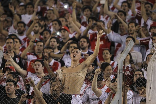 Un barra de River irá a indagatoria por lavado de dinero