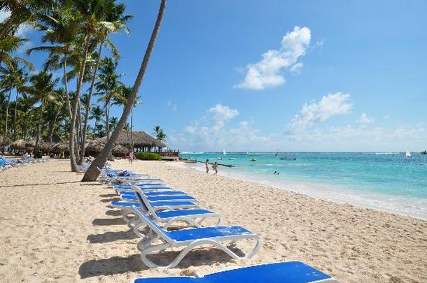 Pretendía ir a Punta Cana y dejar a su hijo solo en el aeropuerto