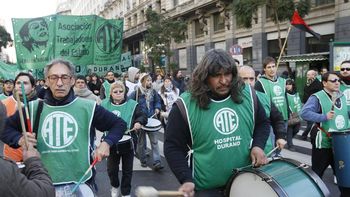 otro gremio se suma al paro de los estatales bonaerenses otro gremio se suma al paro de los estatales bonaerenses