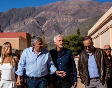 James Cameron visitó Jujuy y recorrió Purmamarca junto al gobernador Morales