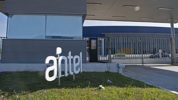 Antel cerró el 2025 con ganancias por u$s 248,7 millones y un aporte récord a Rentas Generales. Antel cerró el 2025 con ganancias por u$s 248,7 millones y un aporte récord a Rentas Generales.