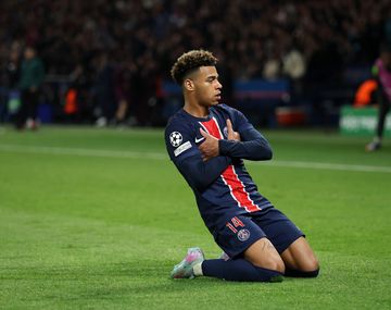 El Aston Villa del Dibu Martínez perdió 3-1 ante PSG por Champions League