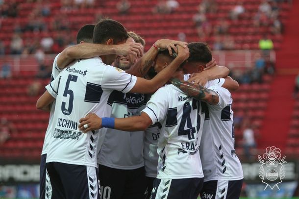 Síntesis, resumen y goles de San Lorenzo 0 - Gimnasia 1