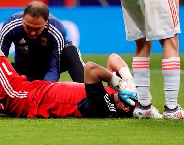 Operaron a Sergio Romero: ¿cuánto durará su recuperación?