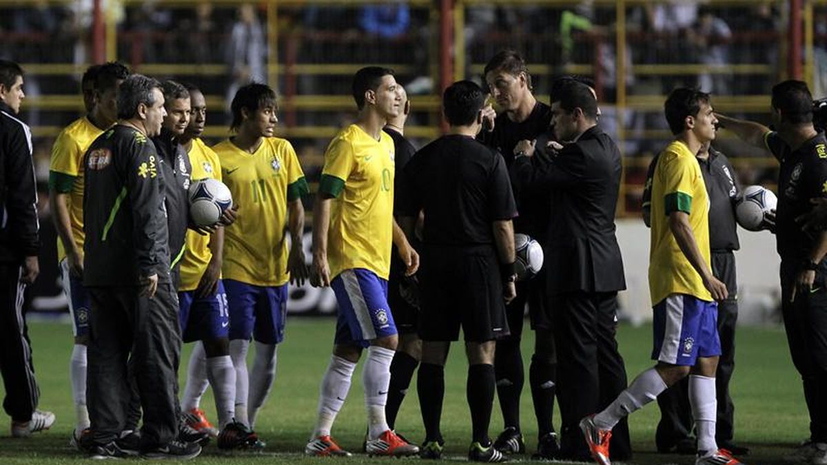 As Vieron Los Brasile Os El Apag N En El Estadio De Chaco