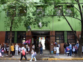 Clases presenciales: hubo 108 casos positivos de coronavirus desde el comienzo de los testeos