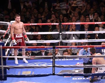 Los memes por la victoria de Canelo Álvarez ante Rocky Fielding