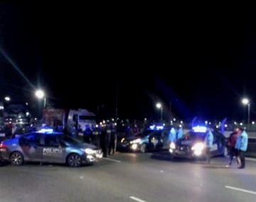 Camioneros cortan el tránsito en Lugones y Dorrego y en la autopista Illia