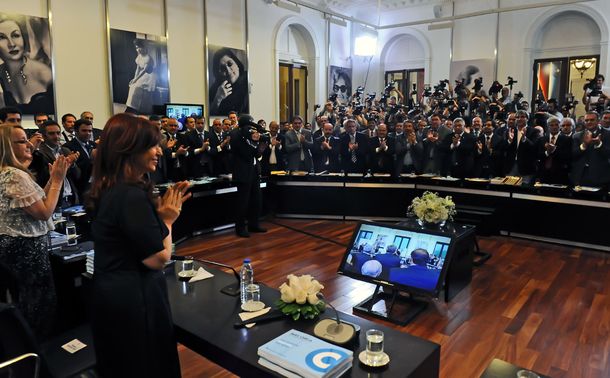 Cristina le exigió a Macri que se haga cargo de la basura