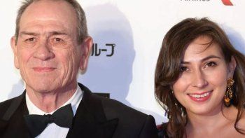 Tommy Lee Jones junto a su hija Victoria Jones. Tommy Lee Jones junto a su hija Victoria Jones.