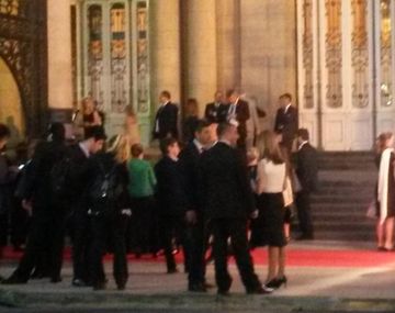 minutouno.com en el Teatro Colón: mirá la alfombra roja