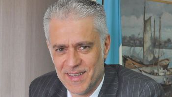 el fiscal saenz se pronuncio a favor de las leyes de impunidad el fiscal saenz se pronuncio a favor de las leyes de impunidad