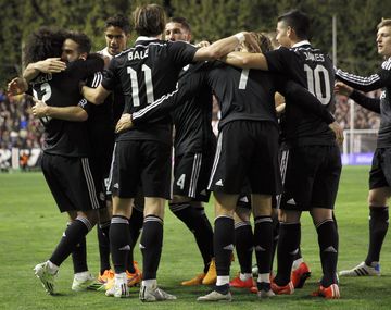 El Real Madrid ganó y se mantiene a la expectativa