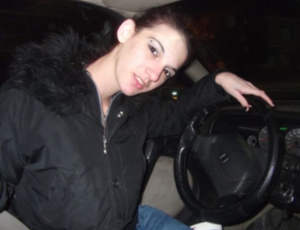 Desesperada búsqueda de una joven en Bahía Blanca