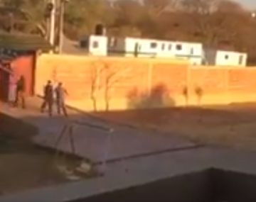 VIDEO: Así ingresaron los policías para trasladar a Milagro Sala