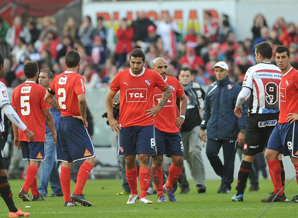 Los barra bravas amenazaron a los jugadores de Independiente