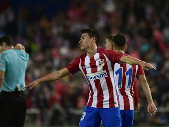 El delantero argentino Nicolás Gaitán se lesionó en el glúteo derecho en la victoria de su equipo, Atlético de Madrid