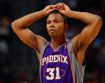 Telfair, cuando jugaba para los Suns