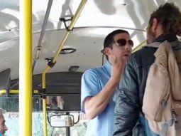 Violento cruce entre un chofer y un pasajero en Mar del Plata