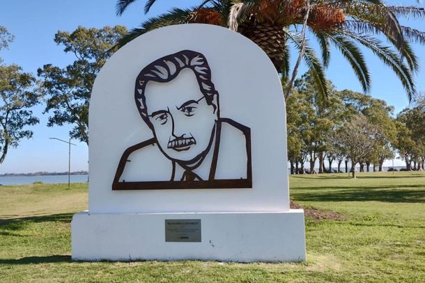 Alfonsín Iluminado. (Foto: Turismo Chascomús). Alfonsín Iluminado. (Foto: Turismo Chascomús).