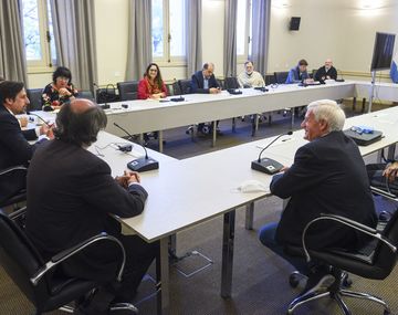 El Gobierno avanza en el diseño de un plan de conectividad para los alumnos del país
