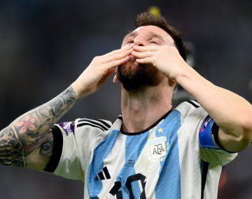 El festejo de Messi con la Selección Argentina campeona del Mundial Qatar 2022 - @fifaworldcup_es