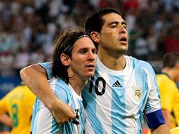 riquelme, picante: en la seleccion argentina, messi juega solo riquelme, picante: en la seleccion argentina, messi juega solo