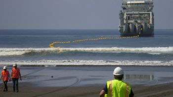 conoce el cable que llega a las toninas y le da internet al pais conoce el cable que llega a las toninas y le da internet al pais
