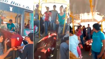 video: se quedo el coche funebre y tuvieron que llevar el cajon en un colectivo video: se quedo el coche funebre y tuvieron que llevar el cajon en un colectivo