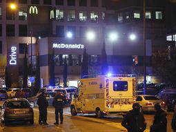 dos terroristas eran franceses que vivian en belgica y un tercero se hizo pasar por refugiado dos terroristas eran franceses que vivian en belgica y un tercero se hizo pasar por refugiado