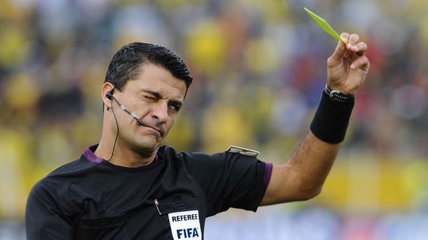 Un brasileño dirigirá el segundo partido de Argentina en la Copa