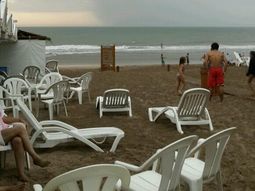 al menos tres muertos y 22 heridos por la caida de un rayo al menos tres muertos y 22 heridos por la caida de un rayo