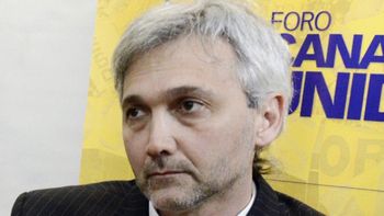 Carloni sufrió las consecuencias de la pasión extrema con la que se vive el clásico Carloni sufrió las consecuencias de la pasión extrema con la que se vive el clásico