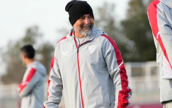 Mejor me lo dice afuera: el tenso cruce entre Sampaoli y un periodista español