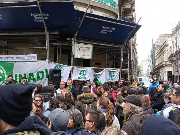 protesta-inadi