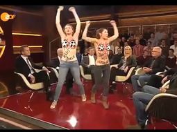 un topless en vivo y en directo en contra de la fifa un topless en vivo y en directo en contra de la fifa