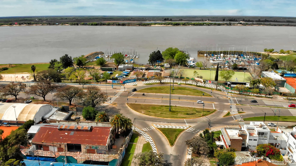 Escapadas en Buenos Aires: el pueblo con el sánguche de miga más rico y grande Escapadas en Buenos Aires: el pueblo con el sánguche de miga más rico y grande