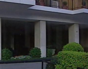 Brutal crimen y asalto en un departamento de Avenida del Libertador