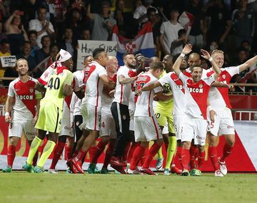 La celebración de los jugadores del Mónaco por el campeonato francés