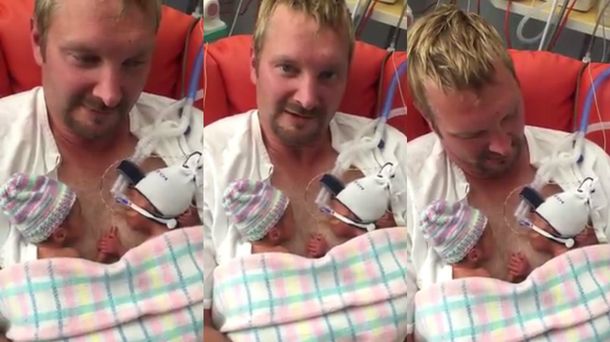 Una pareja de bebés prematuros se toma de la mano y derrite la web