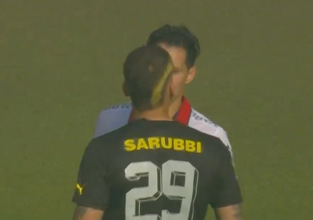 Picante el clásico Peñarol vs Nacional: dos jugadores se pelearon antes de empezar el partido