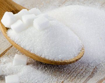 ANMAT prohíbe venta de una marca de azúcar y otra de aceite: cuáles no hay que comprar