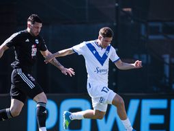 Vélez igualó 1-1 con Deportivo Riestra, en un partido correspondiente al Torneo Clausura. Foto: Prensa Vélez. Vélez igualó 1-1 con Deportivo Riestra, en un partido correspondiente al Torneo Clausura. Foto: Prensa Vélez.