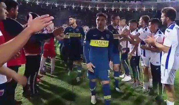 El gesto de Mauro Zárate con sus rivales de Tigre que generó indignación