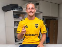 desconcierto en plena entrevista: el tatuaje de ascacibar que termino en un blooper viral desconcierto en plena entrevista: el tatuaje de ascacibar que termino en un blooper viral