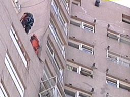 entraron por el loco de los matafuegos, pero se escapo entraron por el loco de los matafuegos, pero se escapo